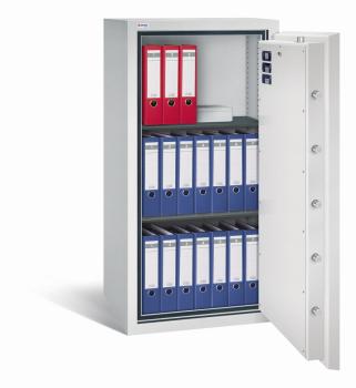 Ein lichtgrauer Wertschutzschrank mit einer geöffneten Tür. Im Innenraum befinden sich zwei Reihen blaue und drei rote Aktenordner, sowie eine Kassenbox. Das Produkt steht vor einem weißen Hintergrund.