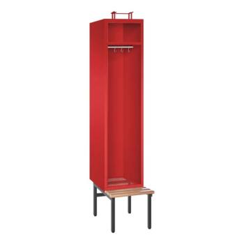Ein feuerroter Feuerwehrschrank mit einem Abteil, einem Helmfach, einem Ablagefach und einer Kleiderstange mit Kleiderhaken. Der Unterbau besteht aus einer unter- & vorgebauten Sitzbank. Das Produkt steht vor einem weißen Hintergrund.