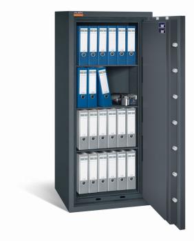 Ein graphitgrauer Wertschutzschrank mit einer geöffneten Tür. Im Innenraum befinden sich zwei Reihen graue und zwei Reihen blaue Aktenordner, sowie eine Kamera. Das Produkt steht vor einem weißen Hintergrund.