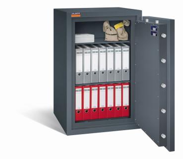 Ein graphitgrauer Wertschutzschrank mit einer geöffneten Tür. Im Innenraum befinden sich eine Reihe graue und eine Reihe rote Aktenordner, sowie eine Kassenbox und zwei Geldbeutel. Das Produkt steht vor einem weißen Hintergrund.