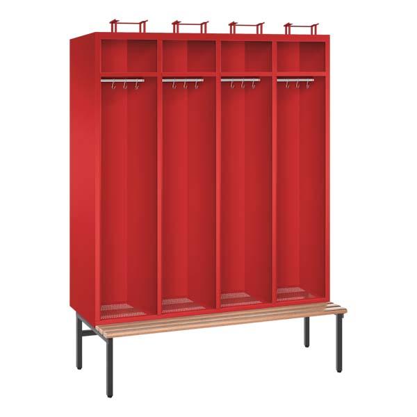 Ein feuerroter Feuerwehrschrank mit vier Abteilen, vier Helmfächern, vier Ablagefächern und vier Kleiderstangen mit Kleiderhaken. Der Unterbau besteht aus einer unter- & vorgebauten Sitzbank. Das Produkt steht vor einem weißen Hintergrund.