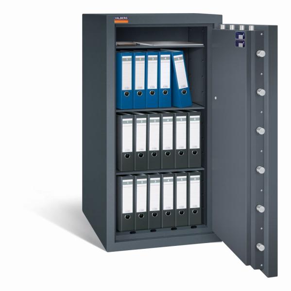 Ein graphitgrauer Wertschutzschrank mit einer geöffneten Tür. Im Innenraum befinden sich zwei Reihen schwarze und eine Reihe blaue Aktenordner. Das Produkt steht vor einem weißen Hintergrund.